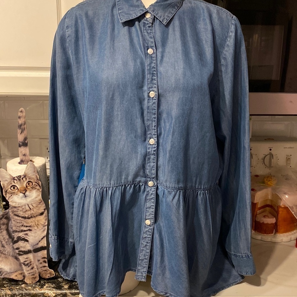 J womens Alison Andrews casual solid blue button up lightweight denim shirt XL